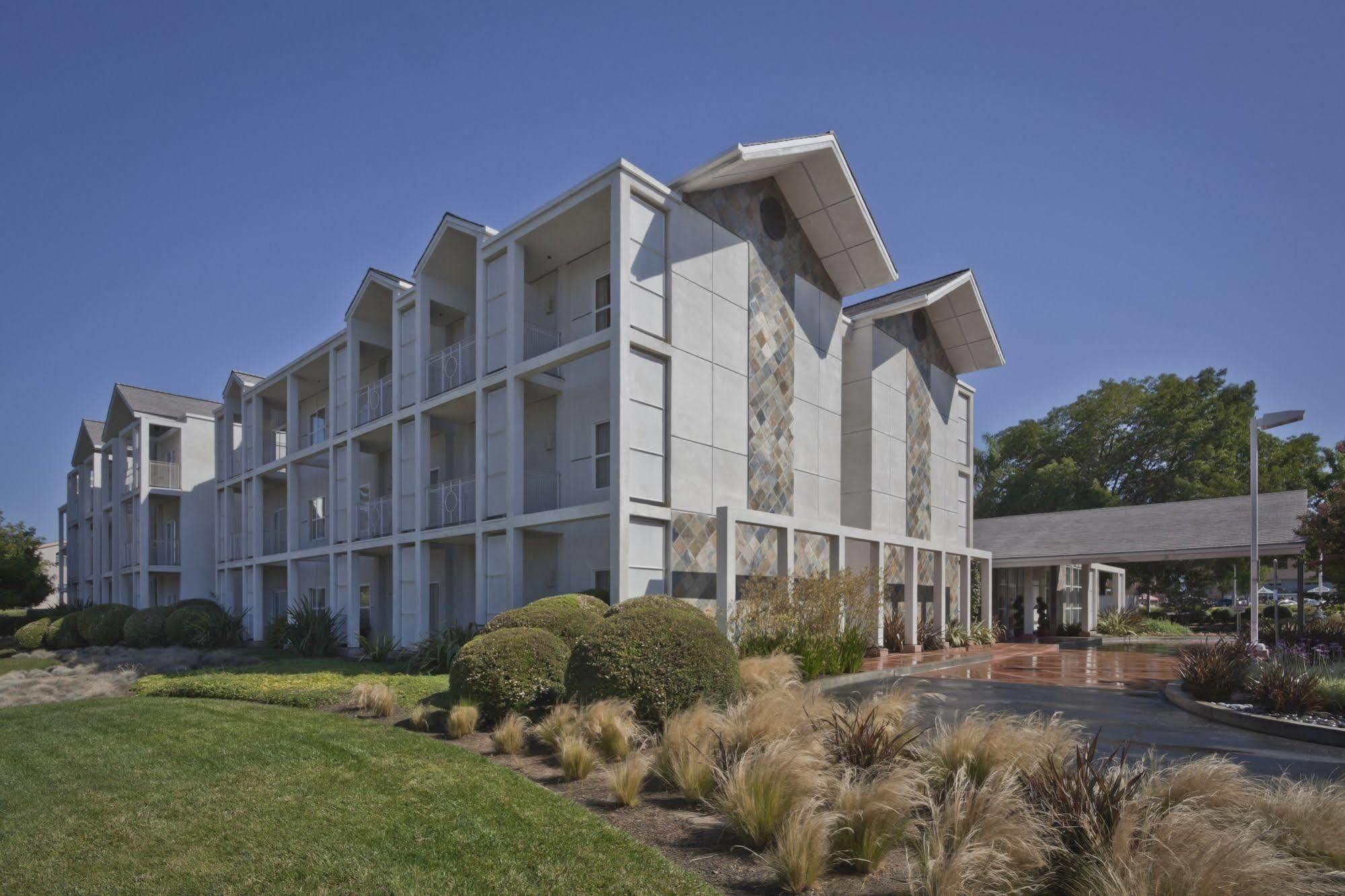 Corporate Inn Sunnyvale - All-Suite Hotel Exterior foto